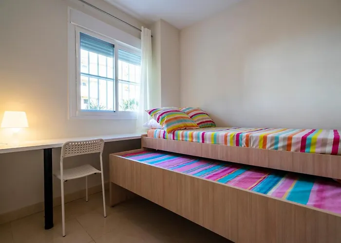 Playa Torrecilla Piscina Centro 2 *