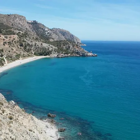Playa Torrecilla Piscina Centro 2 Nerja