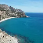 Playa Torrecilla Piscina Centro 2 Nerja