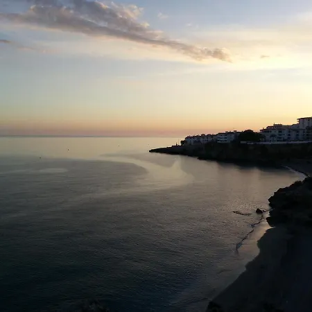 Playa Torrecilla Piscina Centro 2 * נרחה